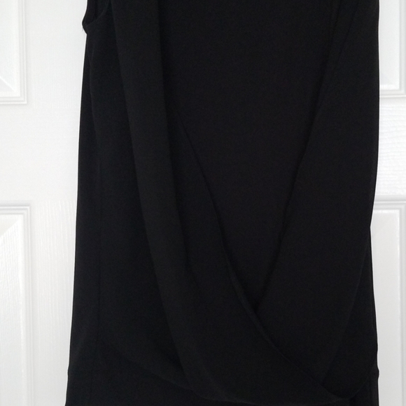 Top - Picture 2 of 3